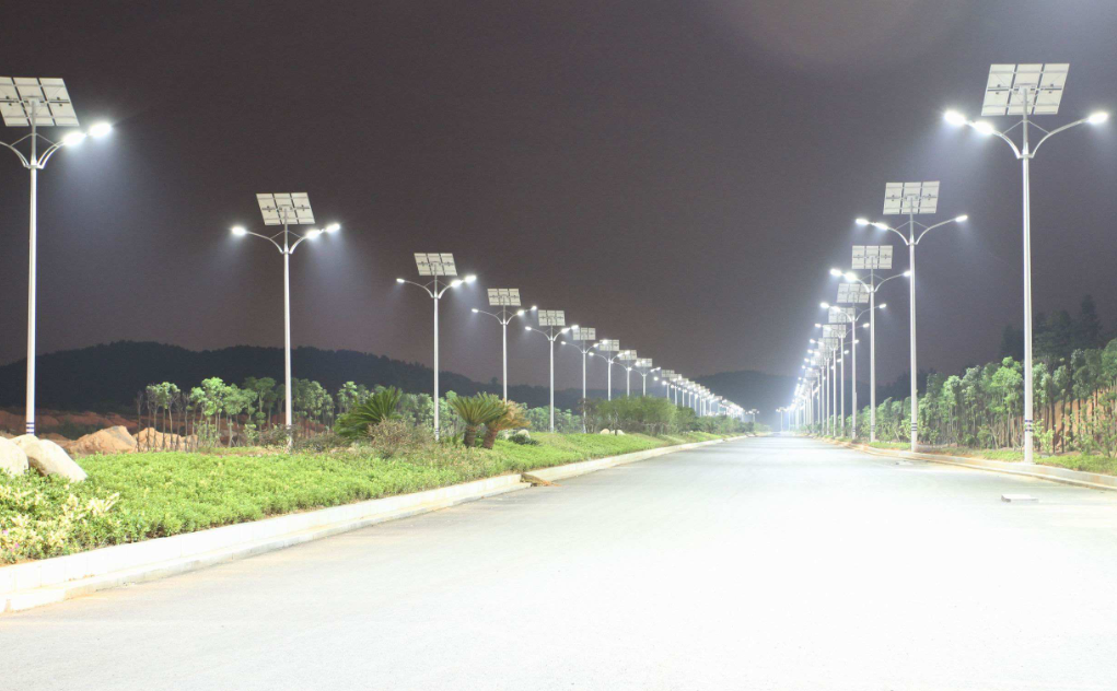 道路太阳能路灯你知道怎么选择瓦数吗？