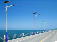 太阳能LED路灯与传统路灯:哪个成本高？